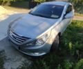 Сірий Хендай Соната, об'ємом двигуна 2 л та пробігом 273 тис. км за 6800 $, фото 1 на Automoto.ua