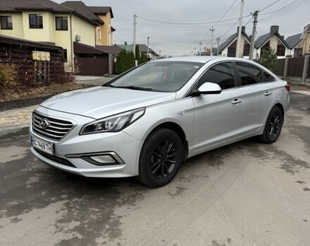 Серый Хендай Соната, объемом двигателя 2 л и пробегом 220 тыс. км за 6700 $, фото 3 на Automoto.ua