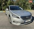 Сірий Хендай Соната, об'ємом двигуна 2 л та пробігом 351 тис. км за 8600 $, фото 1 на Automoto.ua