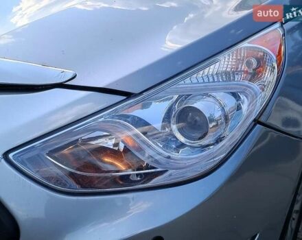 Сірий Хендай Соната, об'ємом двигуна 2.4 л та пробігом 207 тис. км за 11290 $, фото 4 на Automoto.ua