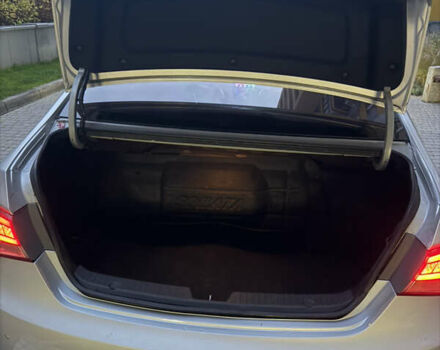 Серый Хендай Соната, объемом двигателя 2 л и пробегом 320 тыс. км за 6999 $, фото 17 на Automoto.ua