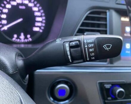 Серый Хендай Соната, объемом двигателя 2 л и пробегом 359 тыс. км за 9500 $, фото 35 на Automoto.ua