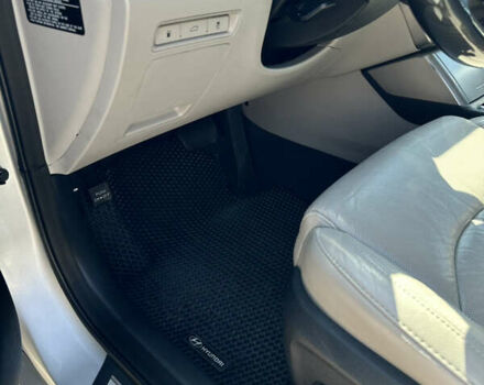 Серый Хендай Соната, объемом двигателя 2.36 л и пробегом 134 тыс. км за 11500 $, фото 7 на Automoto.ua