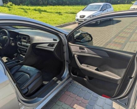 Сірий Хендай Соната, об'ємом двигуна 2 л та пробігом 360 тис. км за 10000 $, фото 7 на Automoto.ua