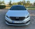Серый Хендай Соната, объемом двигателя 2 л и пробегом 144 тыс. км за 14500 $, фото 9 на Automoto.ua