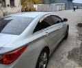Серый Хендай Соната, объемом двигателя 2 л и пробегом 296 тыс. км за 10900 $, фото 2 на Automoto.ua