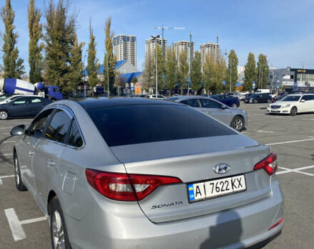 Хендай Соната 2014 у Києві на Automoto.ua Сірий Хендай Соната, об'ємом двигуна 2 л та пробігом 252 тис. км за 7350 $, фото 4 на Automoto.ua