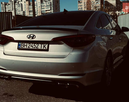 Серый Хендай Соната, объемом двигателя 2 л и пробегом 122 тыс. км за 13500 $, фото 9 на Automoto.ua
