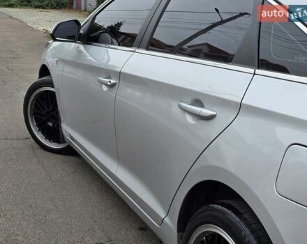 Сірий Хендай Соната, об'ємом двигуна 2 л та пробігом 255 тис. км за 9200 $, фото 13 на Automoto.ua