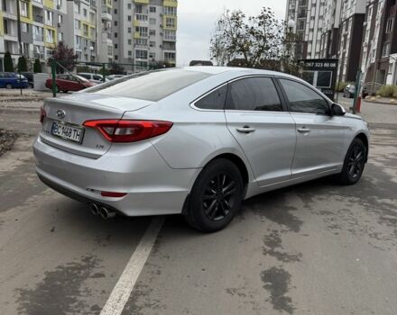 Серый Хендай Соната, объемом двигателя 2 л и пробегом 220 тыс. км за 6700 $, фото 5 на Automoto.ua