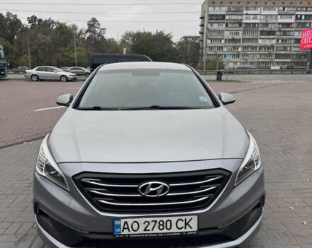 Хендай Соната 2015 в Киеве на Automoto.ua Серый Хендай Соната, объемом двигателя 2.36 л и пробегом 160 тыс. км за 10000 $, фото 1 на Automoto.ua