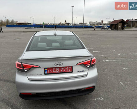 Хендай Соната 2015 в Харькове на Automoto.ua Серый Хендай Соната, объемом двигателя 2 л и пробегом 114 тыс. км за 14200 $, фото 29 на Automoto.ua