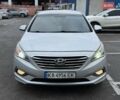 Сірий Хендай Соната, об'ємом двигуна 2 л та пробігом 275 тис. км за 8400 $, фото 7 на Automoto.ua