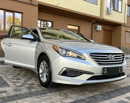 Сірий Хендай Соната, об'ємом двигуна 2.4 л та пробігом 130 тис. км за 10200 $, фото 1 на Automoto.ua