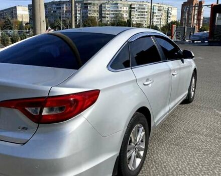 Сірий Хендай Соната, об'ємом двигуна 2 л та пробігом 335 тис. км за 9200 $, фото 24 на Automoto.ua