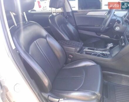 Серый Хендай Соната, объемом двигателя 2 л и пробегом 231 тыс. км за 9100 $, фото 20 на Automoto.ua