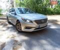 Серый Хендай Соната, объемом двигателя 2.36 л и пробегом 280 тыс. км за 8500 $, фото 3 на Automoto.ua
