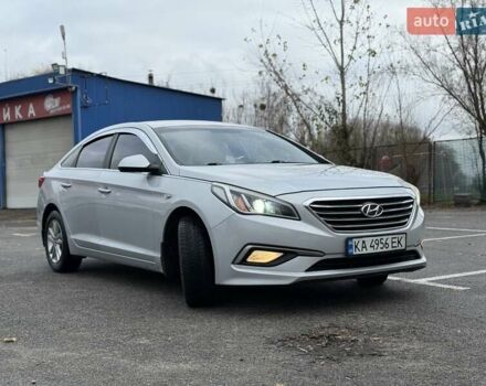 Сірий Хендай Соната, об'ємом двигуна 2 л та пробігом 275 тис. км за 8400 $, фото 3 на Automoto.ua