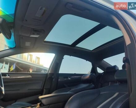 Сірий Хендай Соната, об'ємом двигуна 2 л та пробігом 39 тис. км за 17800 $, фото 7 на Automoto.ua