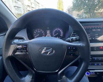 Хендай Соната 2015 в Киеве на Automoto.ua Серый Хендай Соната, объемом двигателя 2 л и пробегом 498 тыс. км за 8600 $, фото 8 на Automoto.ua