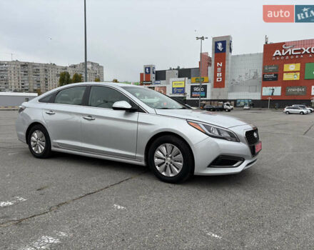 Хендай Соната 2015 в Харькове на Automoto.ua Серый Хендай Соната, объемом двигателя 2 л и пробегом 114 тыс. км за 14200 $, фото 2 на Automoto.ua