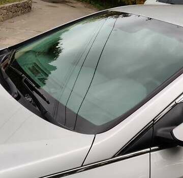 Сірий Хендай Соната, об'ємом двигуна 2 л та пробігом 186 тис. км за 10500 $, фото 3 на Automoto.ua