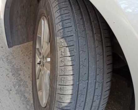 Серый Хендай Соната, объемом двигателя 2.36 л и пробегом 280 тыс. км за 8500 $, фото 17 на Automoto.ua