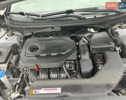 Серый Хендай Соната, объемом двигателя 2.36 л и пробегом 140 тыс. км за 14200 $, фото 13 на Automoto.ua