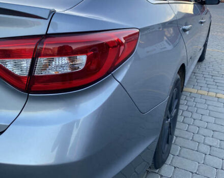 Серый Хендай Соната, объемом двигателя 2.36 л и пробегом 40 тыс. км за 10700 $, фото 16 на Automoto.ua