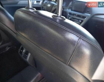 Сірий Хендай Соната, об'ємом двигуна 2 л та пробігом 231 тис. км за 8900 $, фото 13 на Automoto.ua