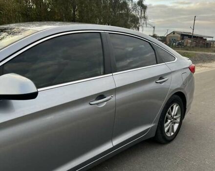 Сірий Хендай Соната, об'ємом двигуна 2.4 л та пробігом 184 тис. км за 10700 $, фото 57 на Automoto.ua