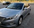 Серый Хендай Соната, объемом двигателя 2 л и пробегом 241 тыс. км за 12000 $, фото 8 на Automoto.ua
