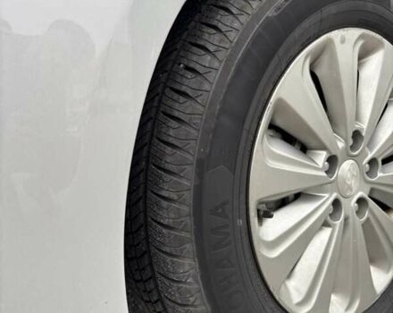 Серый Хендай Соната, объемом двигателя 2 л и пробегом 114 тыс. км за 13900 $, фото 23 на Automoto.ua