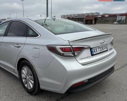 Серый Хендай Соната, объемом двигателя 2 л и пробегом 114 тыс. км за 13900 $, фото 7 на Automoto.ua