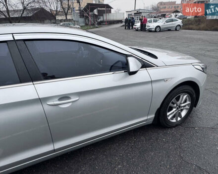 Сірий Хендай Соната, об'ємом двигуна 2 л та пробігом 169 тис. км за 11300 $, фото 14 на Automoto.ua