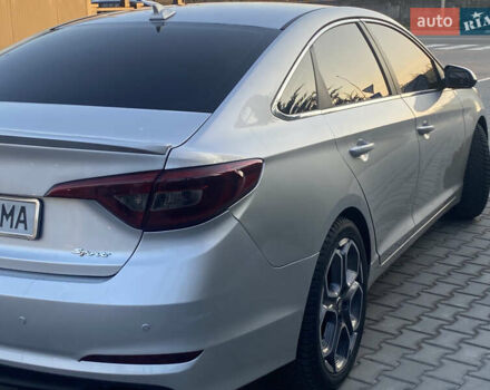 Хендай Соната 2015 в Могилев-Подольском на Automoto.ua Серый Хендай Соната, объемом двигателя 2.36 л и пробегом 200 тыс. км за 8999 $, фото 16 на Automoto.ua