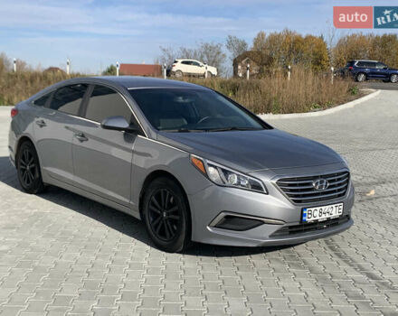 Серый Хендай Соната, объемом двигателя 2.36 л и пробегом 40 тыс. км за 11800 $, фото 4 на Automoto.ua