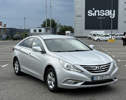 Серый Хендай Соната, объемом двигателя 2 л и пробегом 400 тыс. км за 5000 $, фото 3 на Automoto.ua