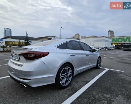 Сірий Хендай Соната, об'ємом двигуна 2.36 л та пробігом 220 тис. км за 8999 $, фото 3 на Automoto.ua