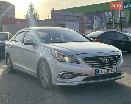Серый Хендай Соната, объемом двигателя 2 л и пробегом 266 тыс. км за 9750 $, фото 1 на Automoto.ua