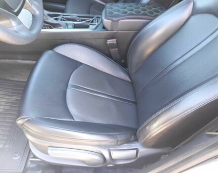 Сірий Хендай Соната, об'ємом двигуна 2 л та пробігом 231 тис. км за 9100 $, фото 22 на Automoto.ua