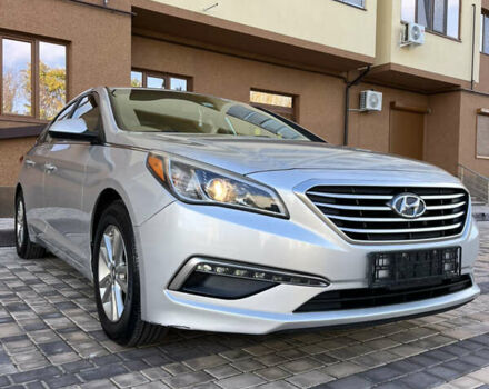 Серый Хендай Соната, объемом двигателя 2.36 л и пробегом 130 тыс. км за 10200 $, фото 3 на Automoto.ua