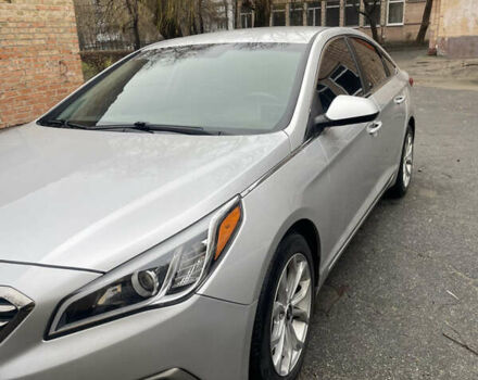 Серый Хендай Соната, объемом двигателя 2.36 л и пробегом 163 тыс. км за 9500 $, фото 2 на Automoto.ua