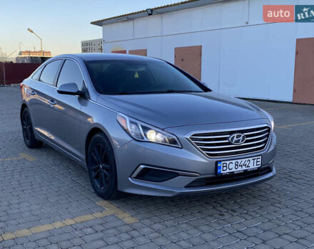 Серый Хендай Соната, объемом двигателя 2.36 л и пробегом 40 тыс. км за 10700 $, фото 1 на Automoto.ua