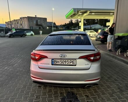 Сірий Хендай Соната, об'ємом двигуна 2 л та пробігом 199 тис. км за 9000 $, фото 3 на Automoto.ua