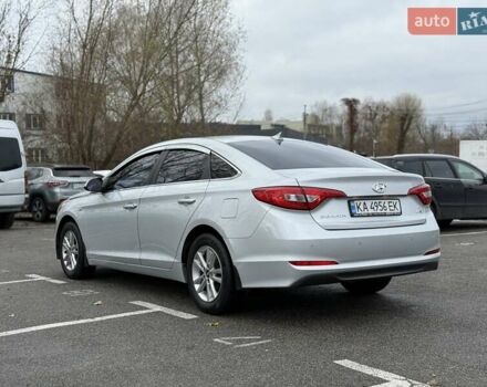 Сірий Хендай Соната, об'ємом двигуна 2 л та пробігом 275 тис. км за 8400 $, фото 14 на Automoto.ua