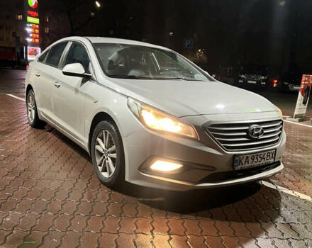 Серый Хендай Соната, объемом двигателя 2 л и пробегом 504 тыс. км за 6999 $, фото 1 на Automoto.ua