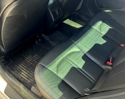 Серый Хендай Соната, объемом двигателя 2 л и пробегом 330 тыс. км за 9500 $, фото 2 на Automoto.ua