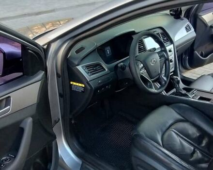 Серый Хендай Соната, объемом двигателя 2 л и пробегом 241 тыс. км за 12000 $, фото 25 на Automoto.ua