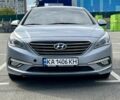 Серый Хендай Соната, объемом двигателя 2 л и пробегом 189 тыс. км за 11500 $, фото 3 на Automoto.ua